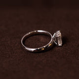 Classic Fines Emerald cut diamantring 14 karat guld solitærring — EMMI&CO.
