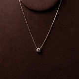 Round solitaire necklace 0,5 carat