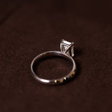 Classic Fines Emerald cut diamantring 14 karat guld solitærring — EMMI&CO.