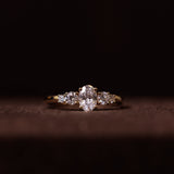 Sara five stone diamantring fem diamanter 14 karat guld håndlavet — EMMI&CO.