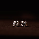 Classic solitaire earrings 2 carat